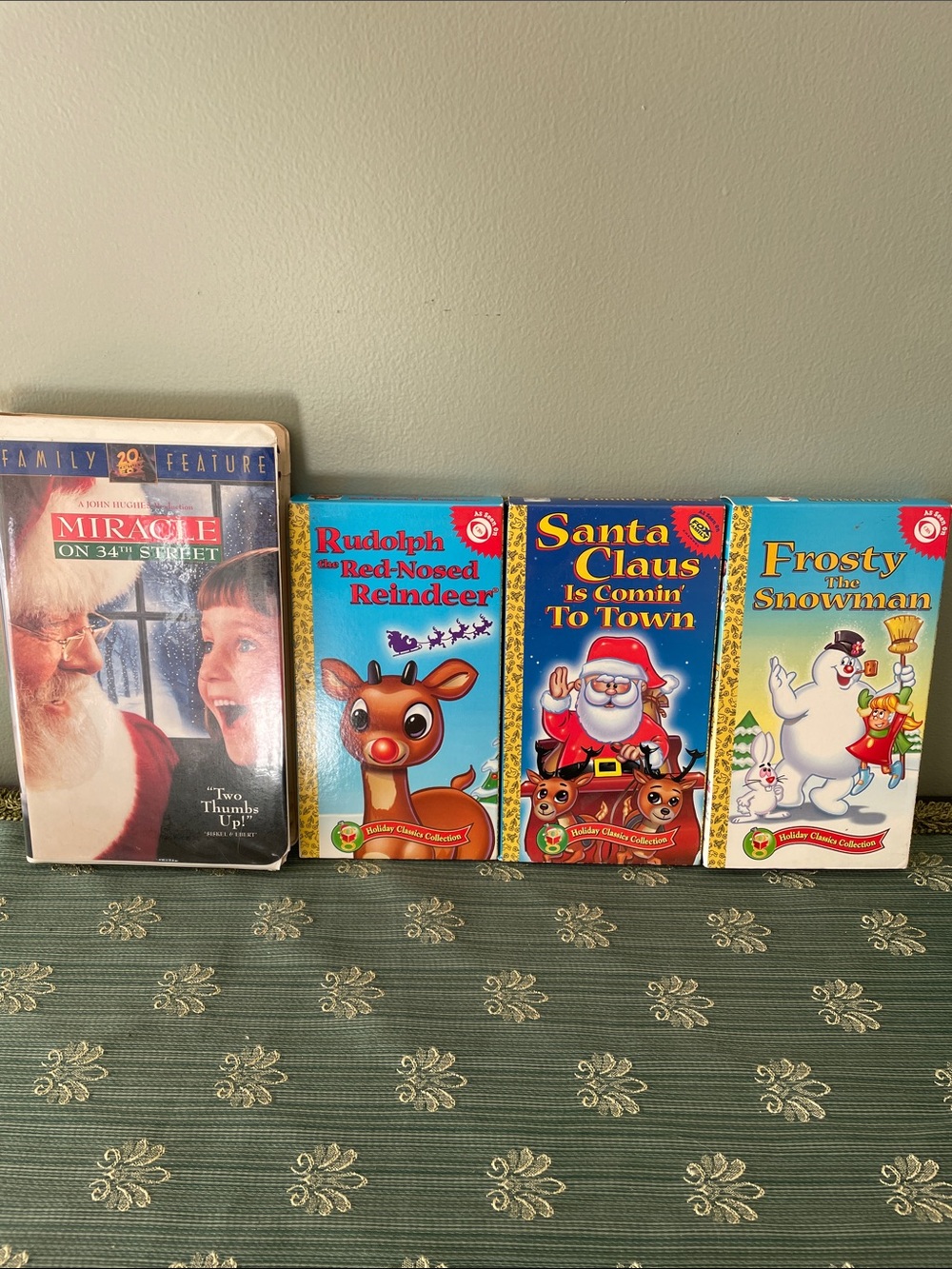 Sony Kids Holiday VHS Set - Blue, Red, White